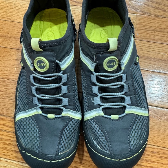 J-41 Women's Athletic Shoes - Black and Green - Picture 1 of 7